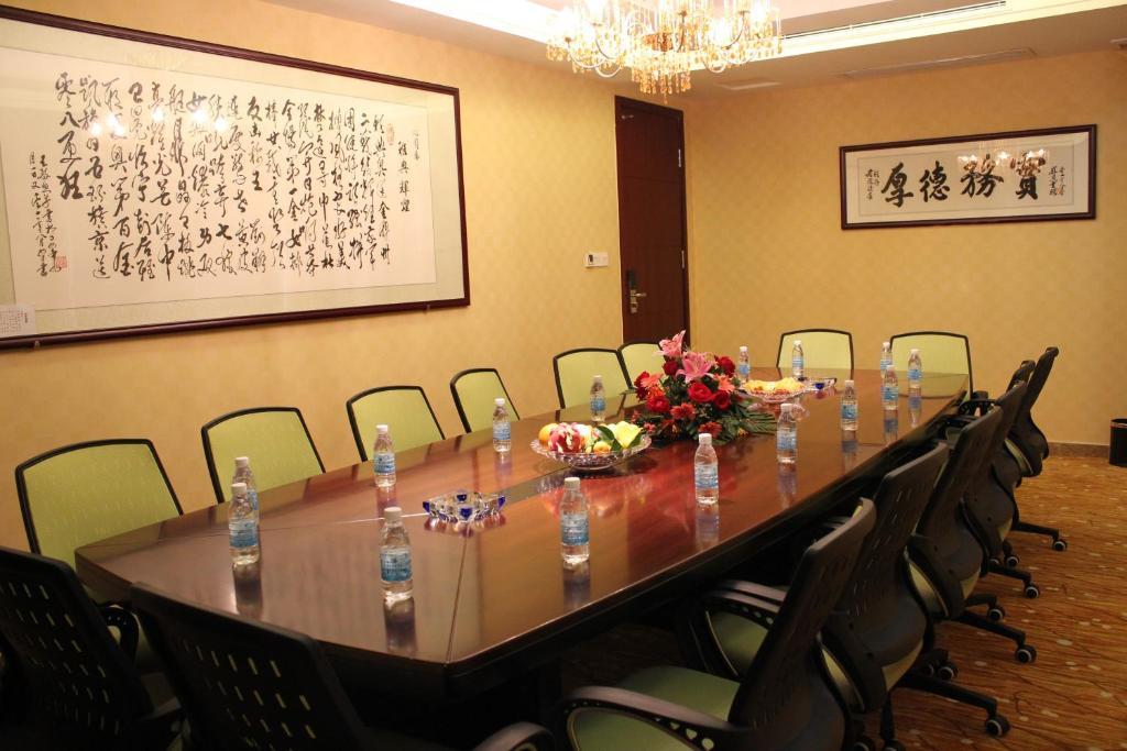 Jun Hao Hotel Tung-kuan Exteriér fotografie
