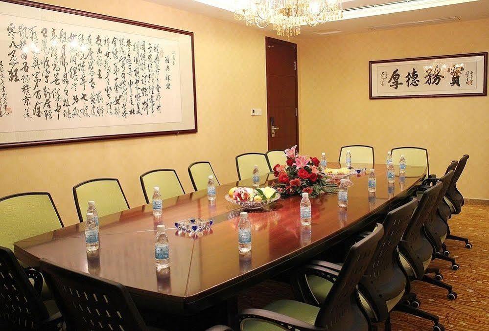 Jun Hao Hotel Tung-kuan Exteriér fotografie